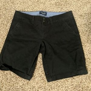 American eagle kakhi shorts